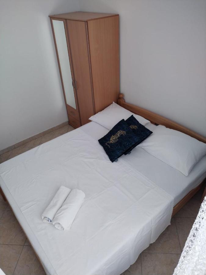 Apartments Dalmacija Podstrana Bagian luar foto
