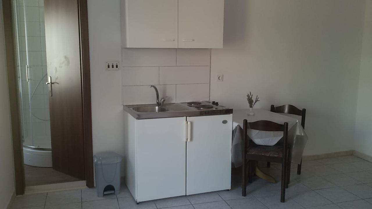 Apartments Dalmacija Podstrana Bagian luar foto